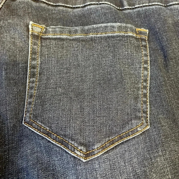 Lee Slim Fit Sculpting Jeans Slim Leg Mid Rise Pull On - Picture 5 of 9